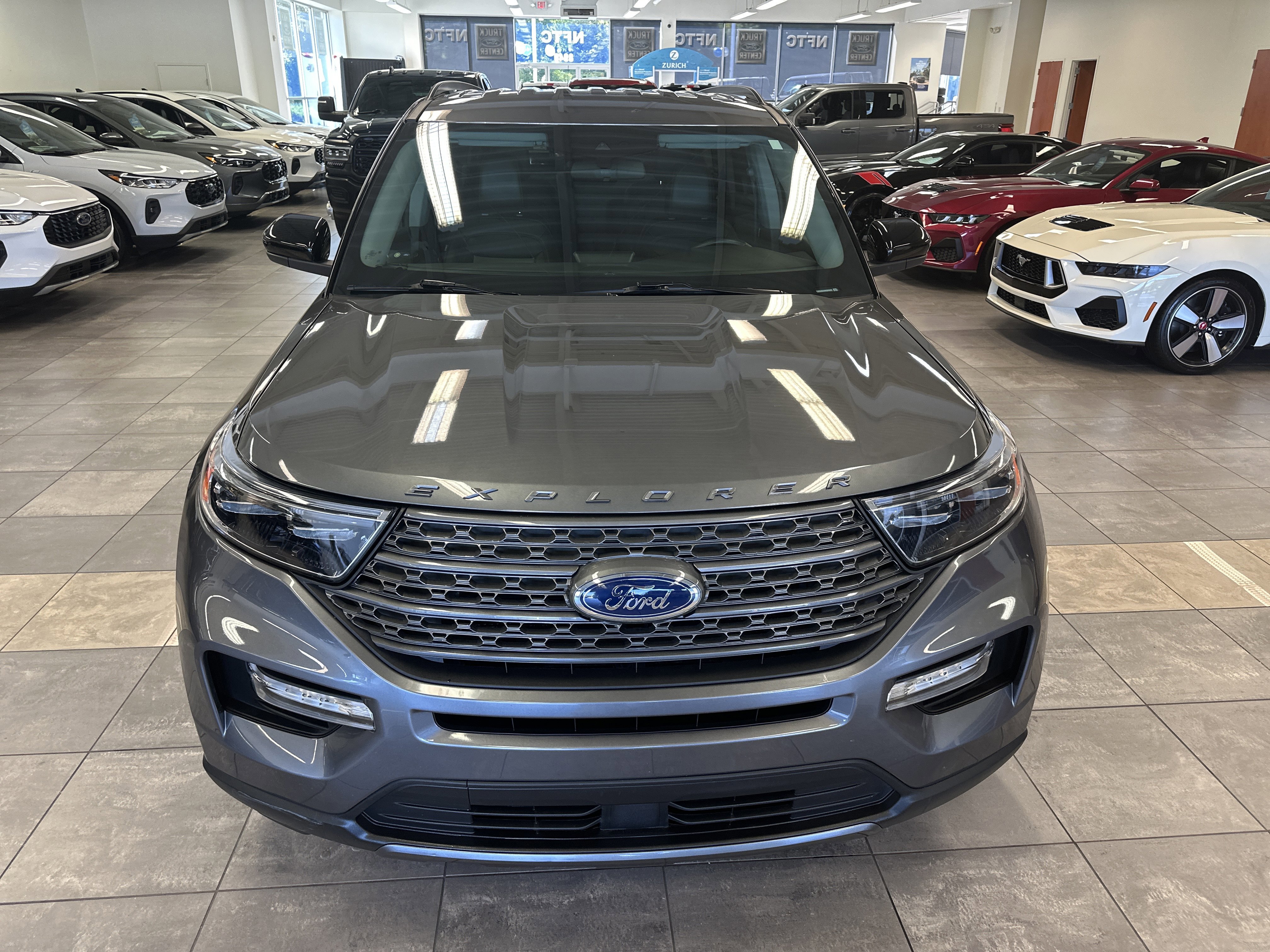 Certified 2022 Ford Explorer XLT w/ Equipment Group 202A image 10