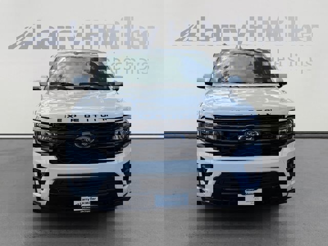 Certified 2023 Ford Expedition Limited image 8