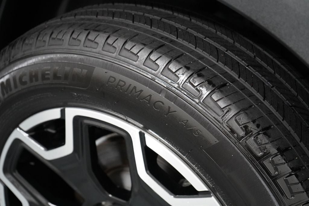 Certified 2025 Ford Bronco Sport Outer Banks w/ Outer Banks Tech Package+ AWD/4WD image 36