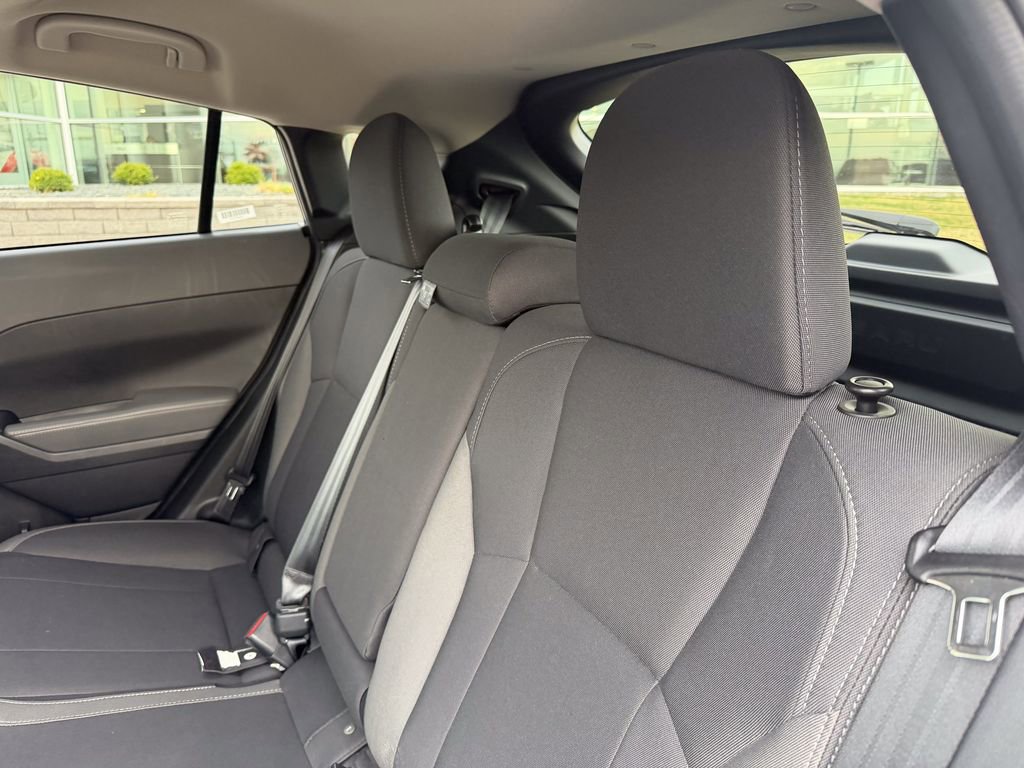 Used 2025 Subaru Crosstrek 2.0i Premium image 12