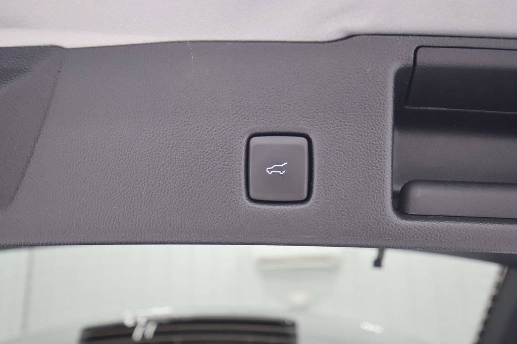 Certified 2024 Ford Escape SE image 45