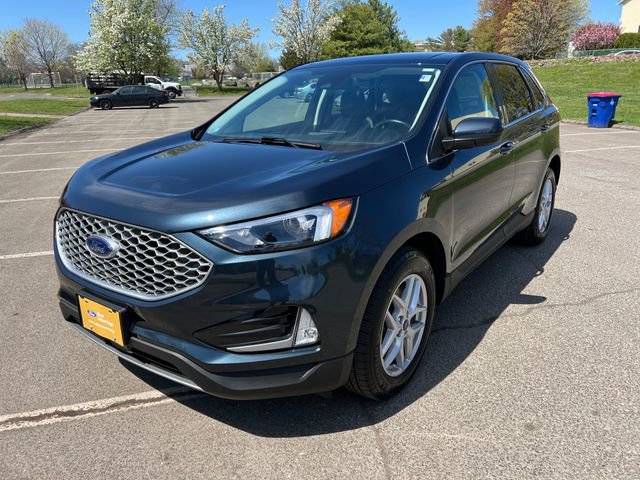 Certified 2023 Ford Edge SEL w/ Convenience Package AWD/4WD image 2