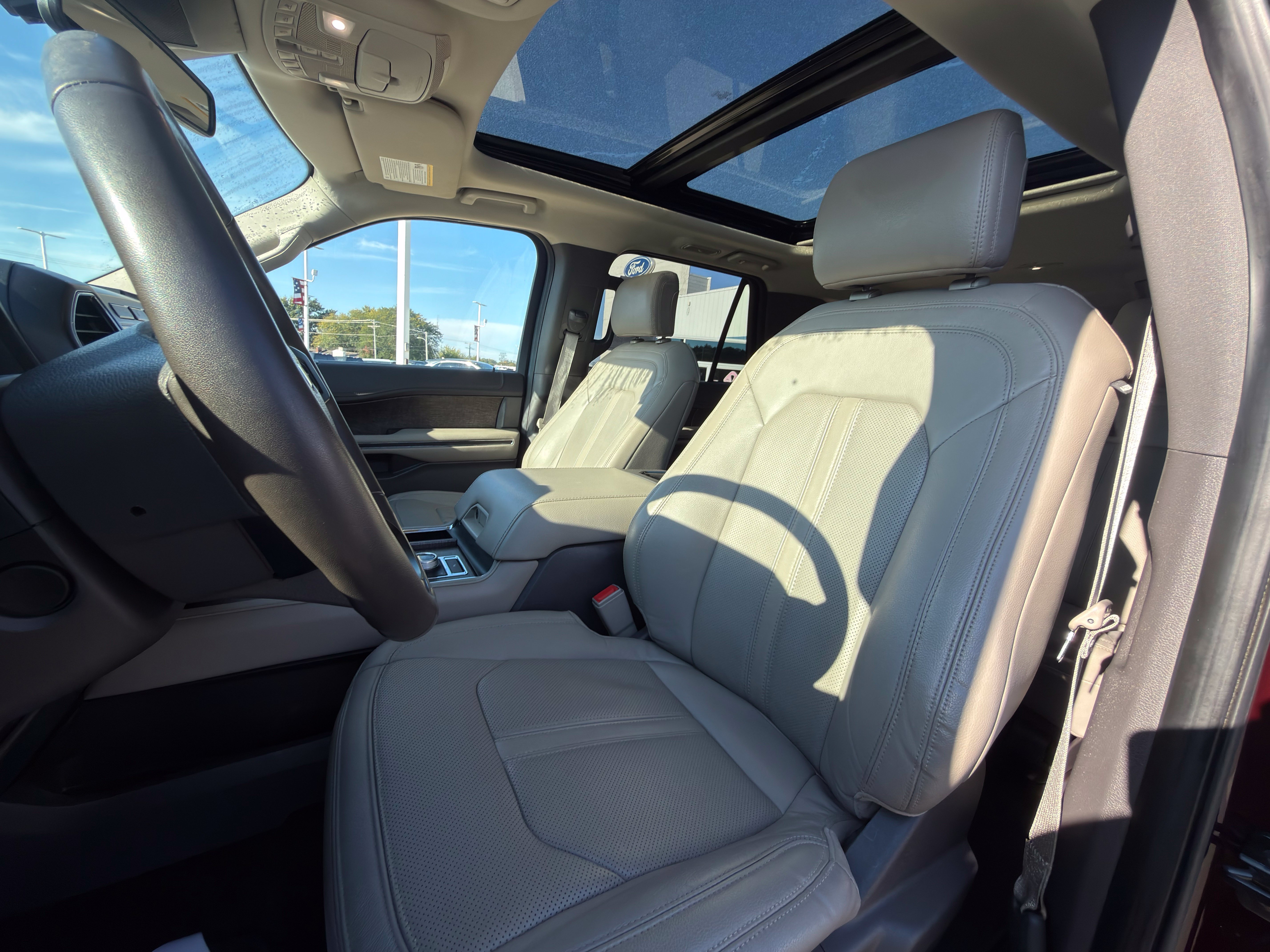 Certified 2020 Ford Expedition Limited w/ Equipment Group 301A AWD/4WD image 28
