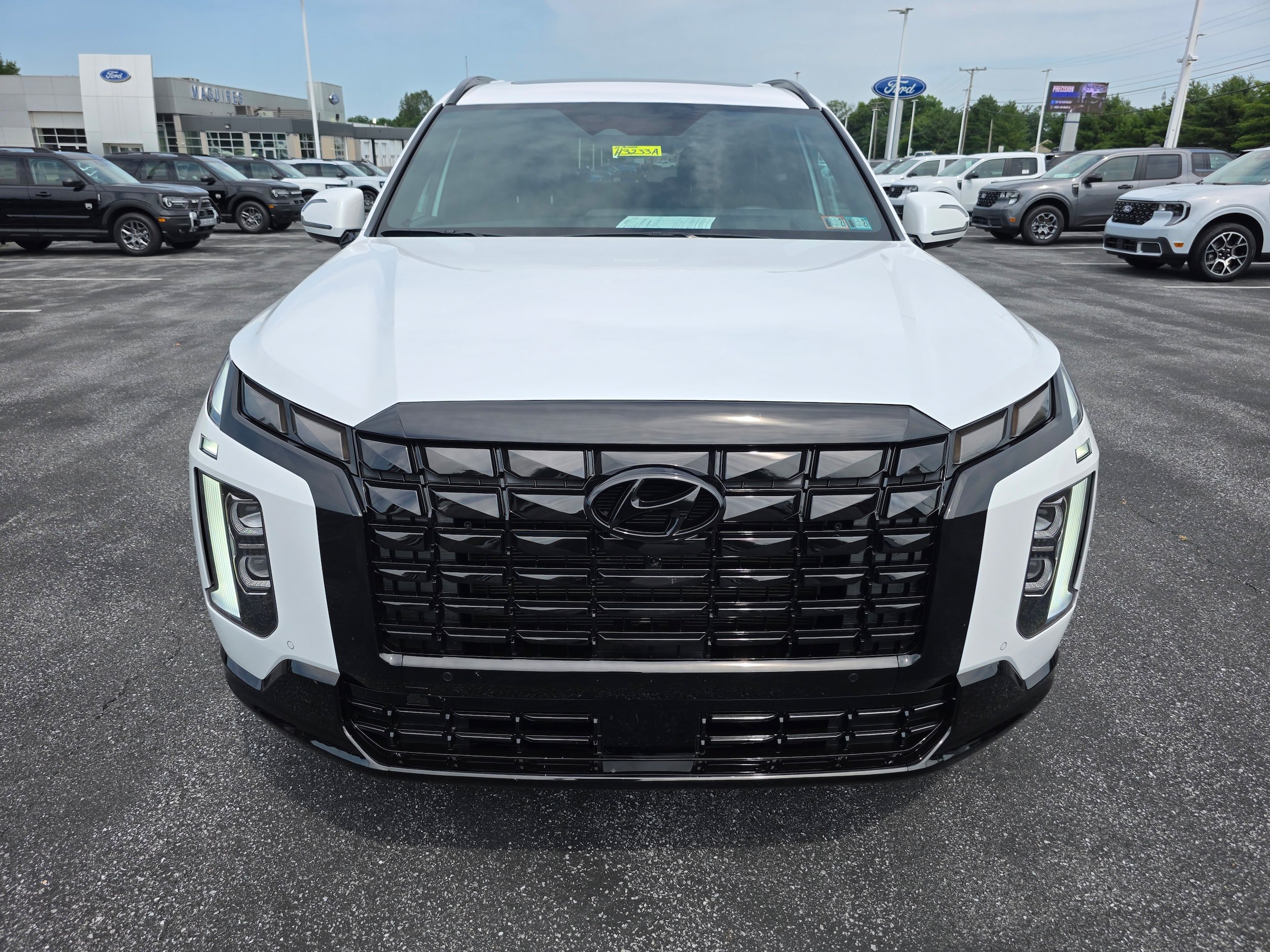 Used 2025 Hyundai Palisade Calligraphy AWD/4WD image 8