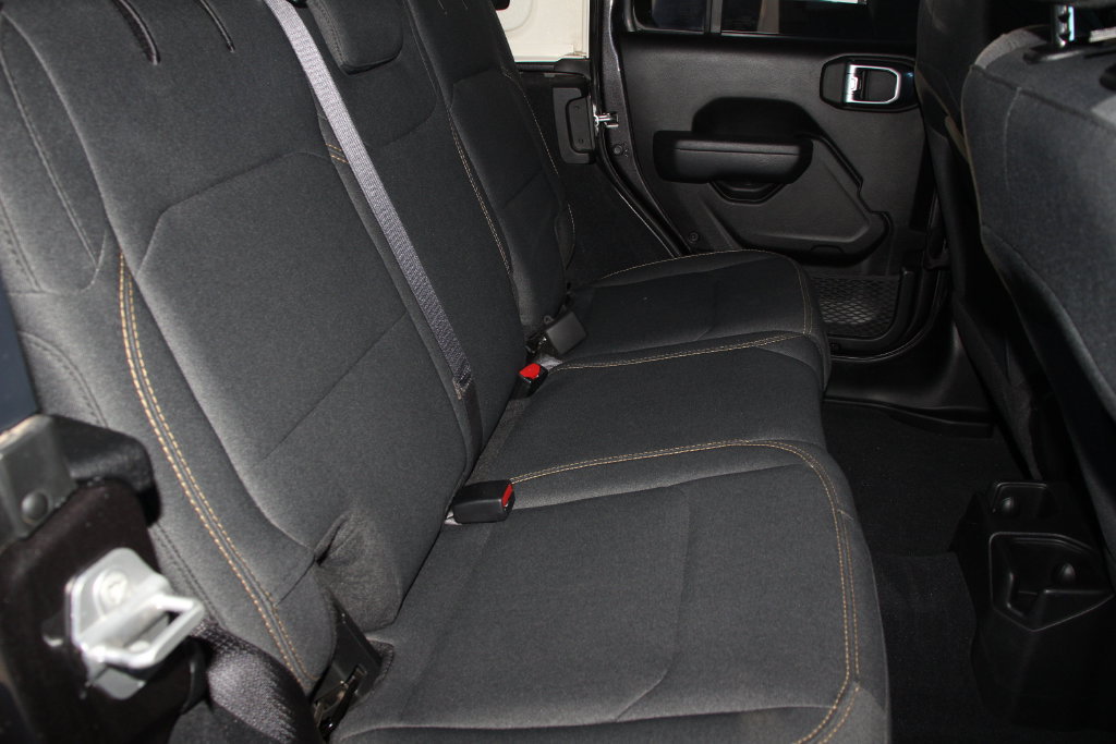 Used 2024 Jeep Wrangler Unlimited Sport AWD/4WD image 26
