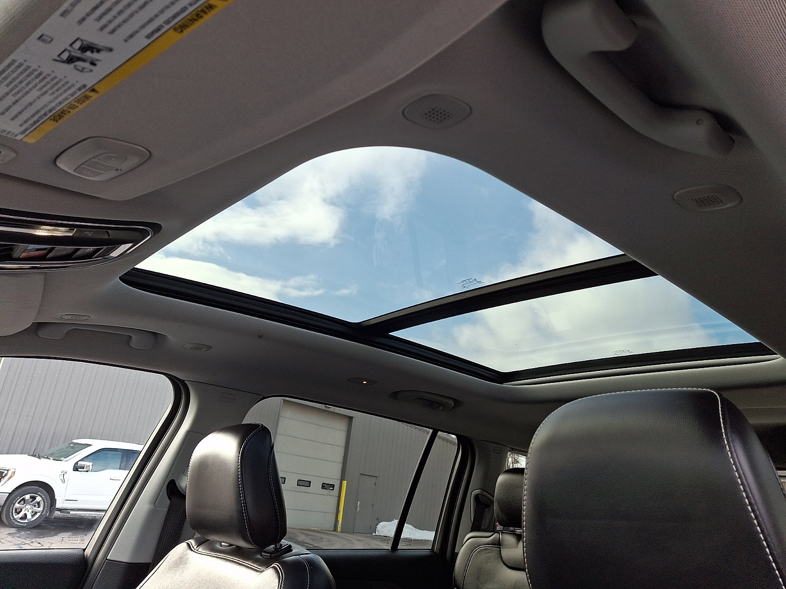 Used 2022 Jeep Grand Cherokee L Limited image 21