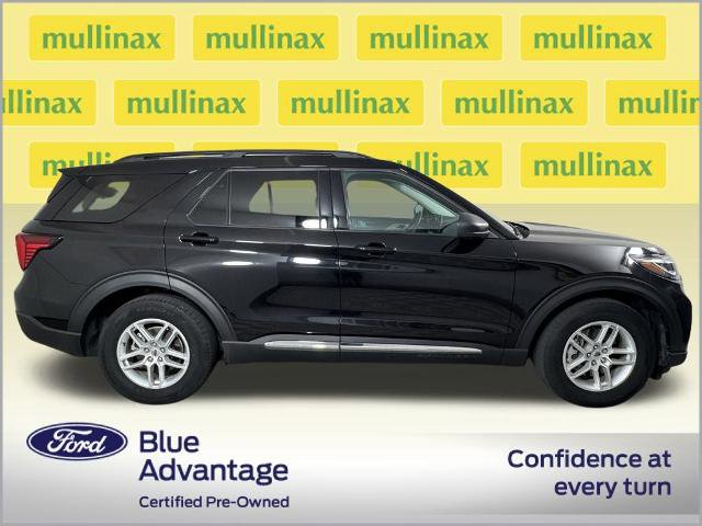 Certified 2025 Ford Explorer Active image 2