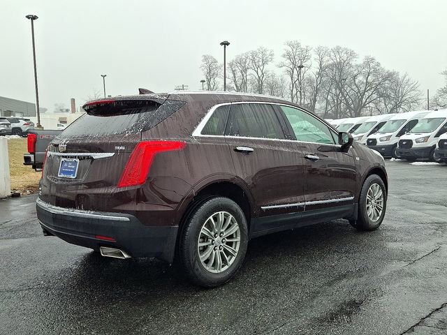 Used 2017 Cadillac XT5 Luxury w/ Driver Awareness Package image 4