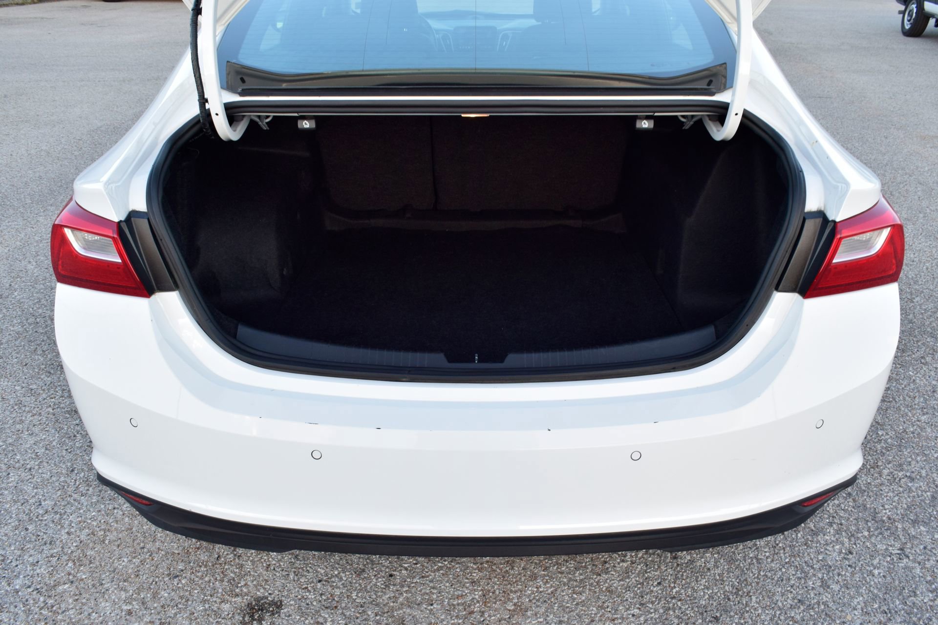 Used 2024 Chevrolet Malibu LT image 21