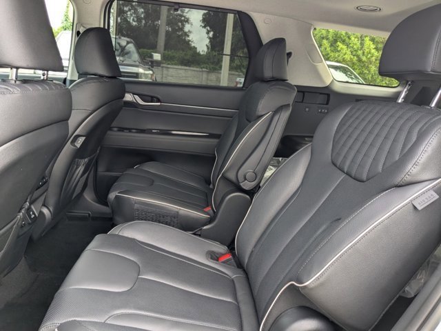 Used 2025 Hyundai Palisade Limited image 17