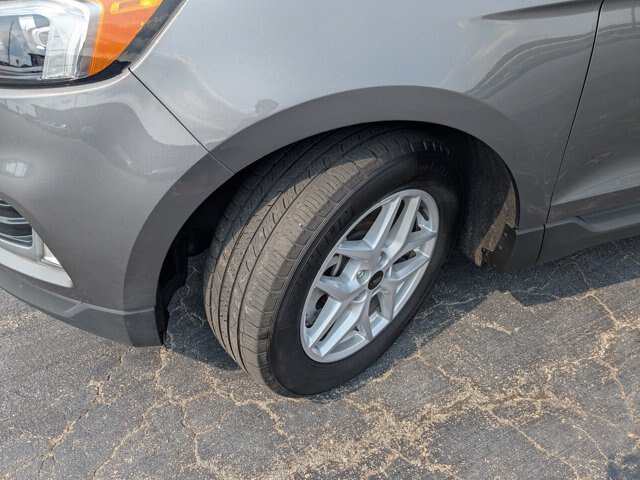 Certified 2023 Ford Edge SEL w/ Convenience Package AWD/4WD image 6