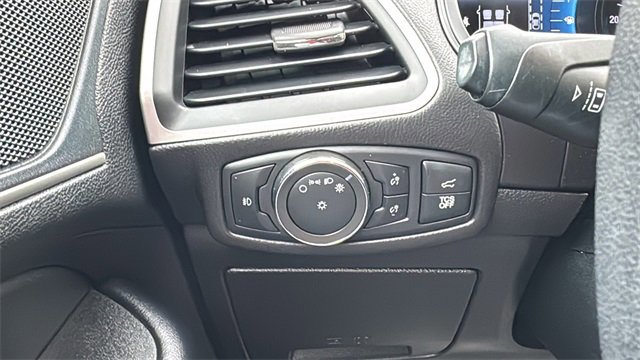 Certified 2022 Ford Edge SEL w/ Convenience Package image 17