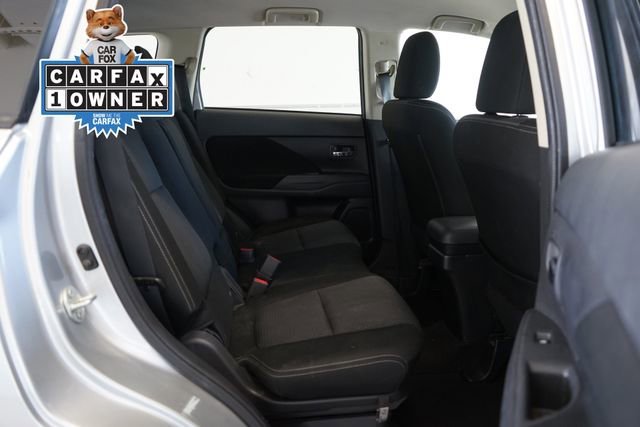 Used 2018 Mitsubishi Outlander ES FWD image 30