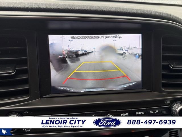 Used 2020 Hyundai Elantra SEL image 24