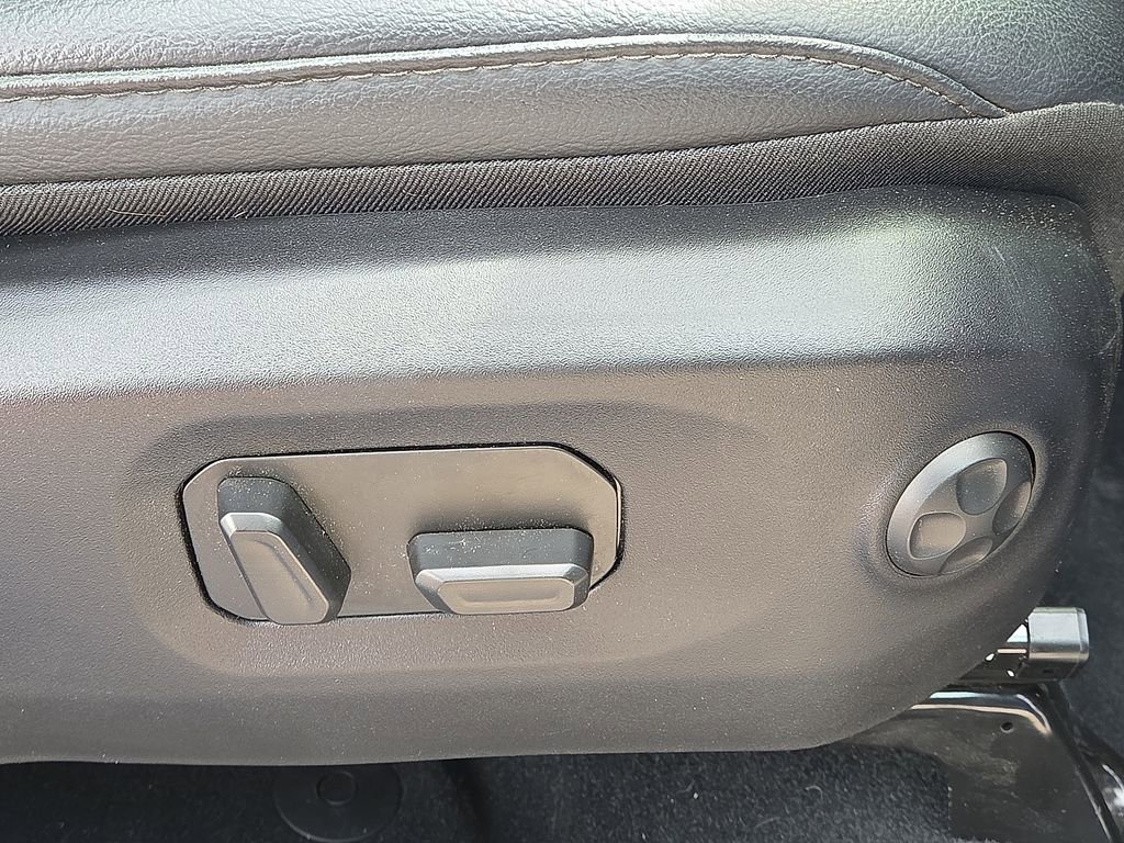 Used 2024 Jeep Gladiator Sport image 15