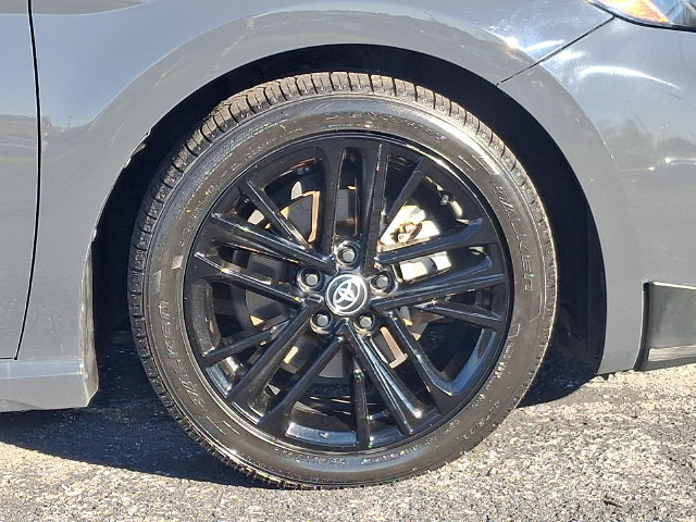 Used 2025 Toyota Camry SE w/ Convenience Package FWD image 7