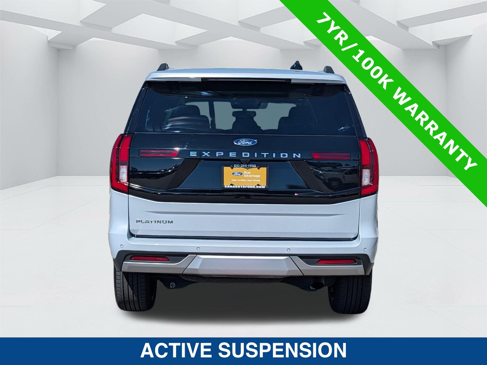 Certified 2025 Ford Expedition Platinum w/ Platinum Ultimate Package AWD/4WD image 6