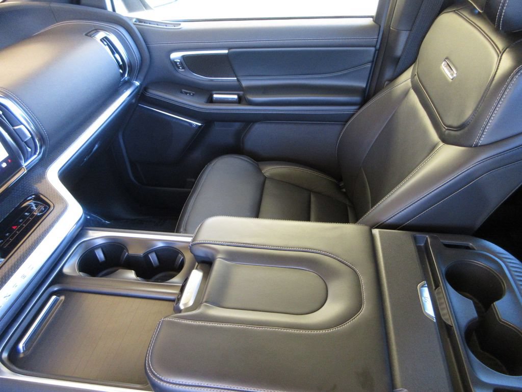 Certified 2025 Ford Expedition Platinum w/ Stealth Performance Package AWD/4WD image 20