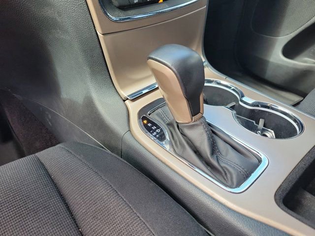 Used 2017 Jeep Grand Cherokee Laredo w/ Quick Order Package 23E AWD/4WD image 26