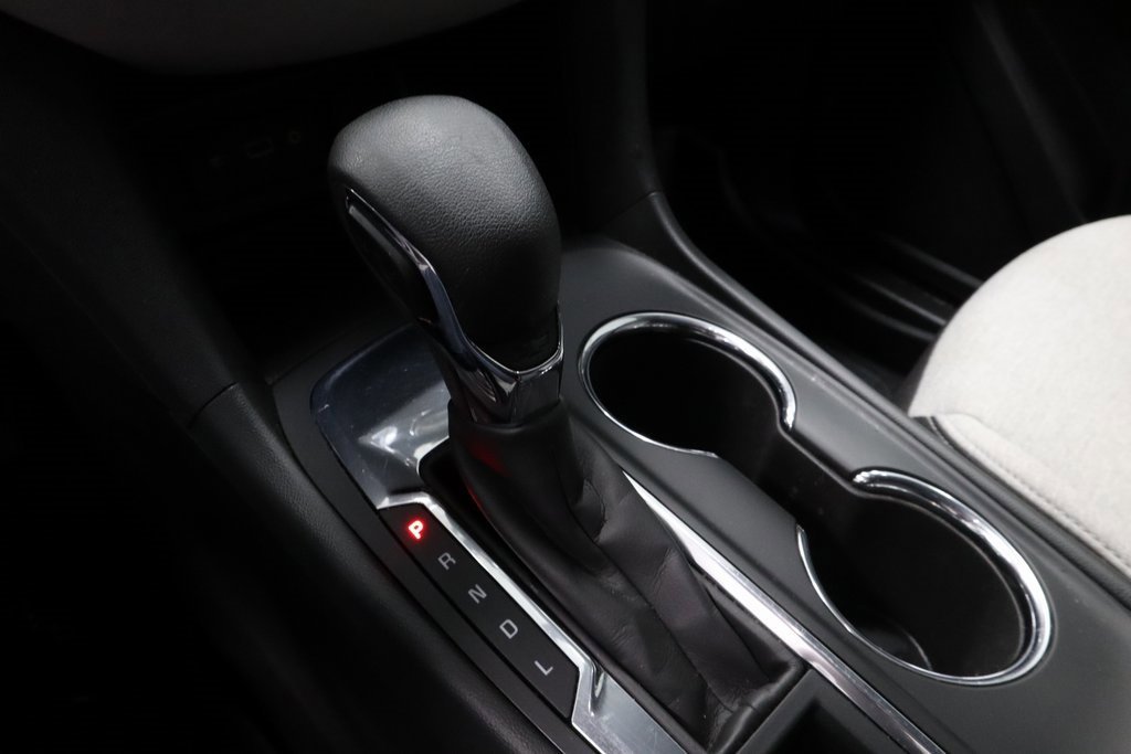 Used 2022 Chevrolet Equinox LS w/ LS Convenience Package image 32