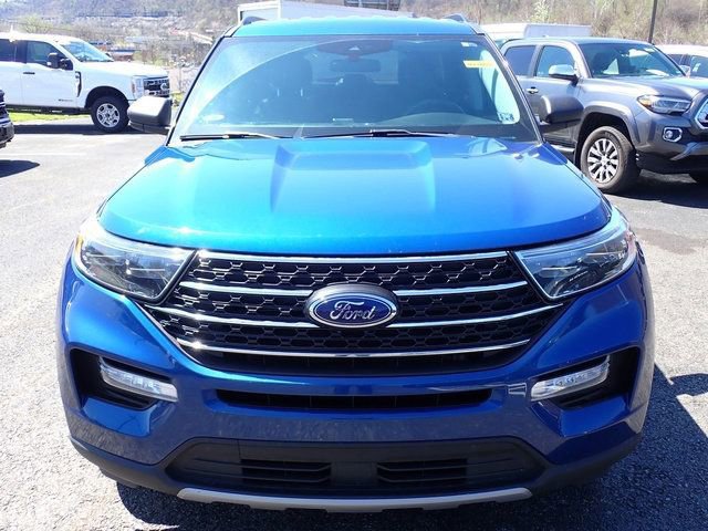 Certified 2021 Ford Explorer XLT w/ Equipment Group 202A image 8