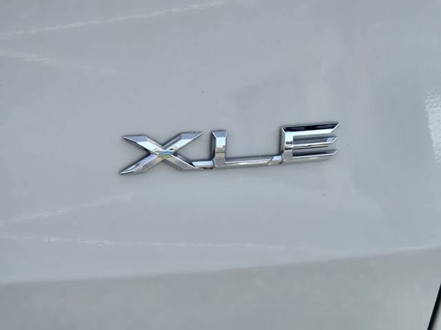 Used 2024 Toyota Grand Highlander XLE image 16