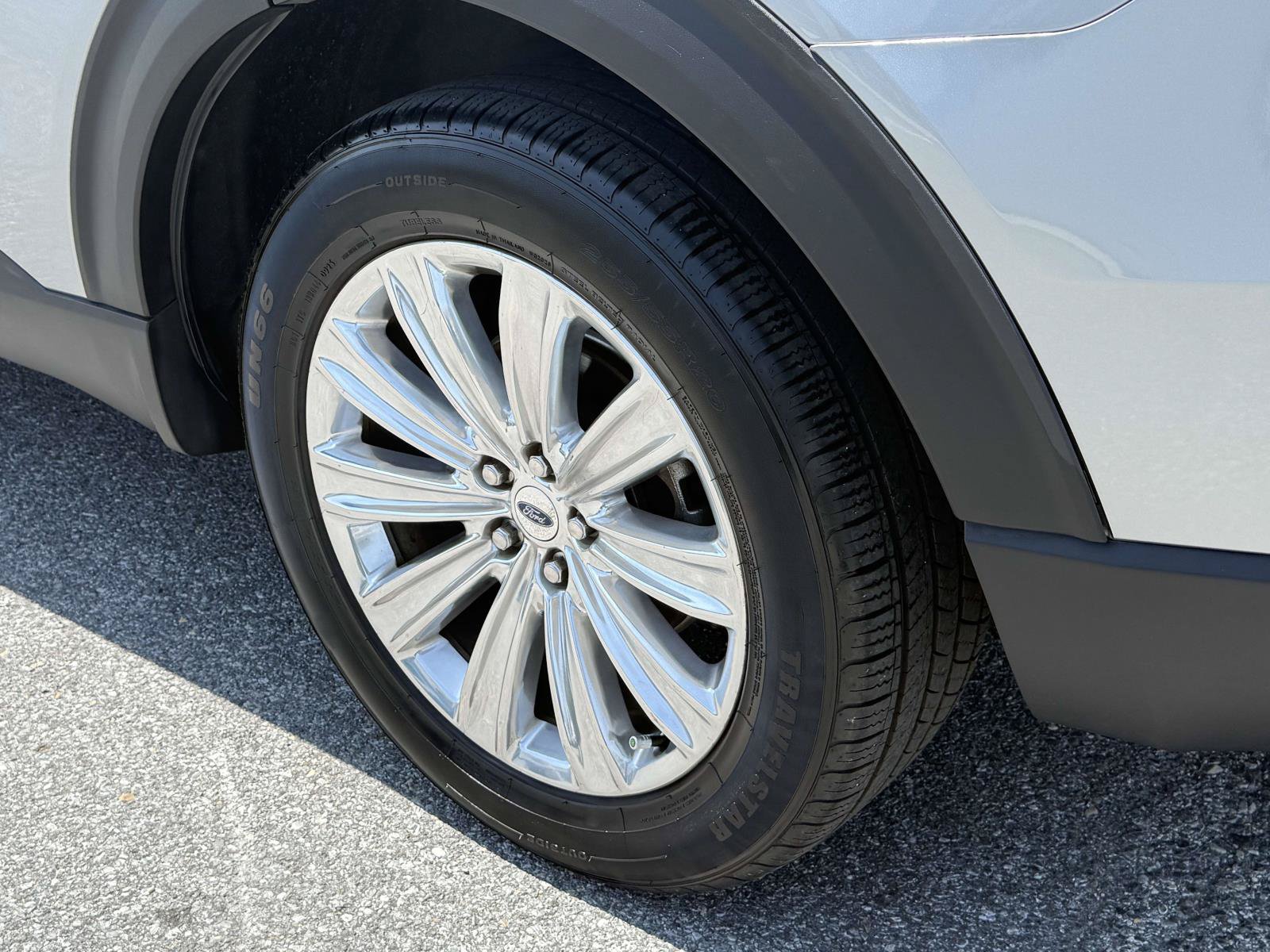 Certified 2021 Ford Explorer Limited AWD/4WD image 34