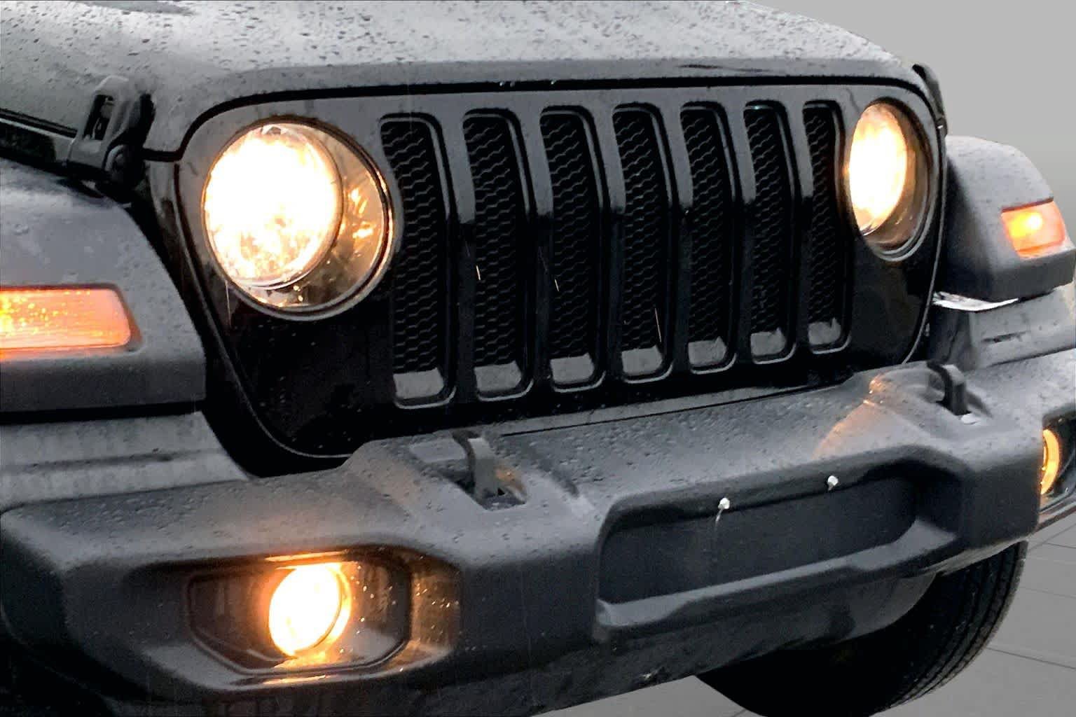 Used 2023 Jeep Wrangler Unlimited Sport AWD/4WD image 26