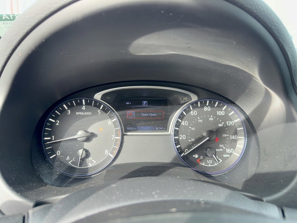 Used 2017 Nissan Altima 2.5 SR w/ Midnight Edition Package image 16