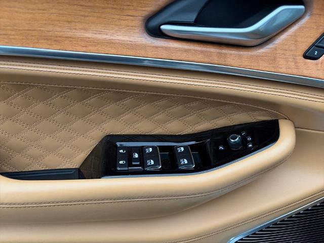 Used 2023 Jeep Grand Cherokee Summit image 21