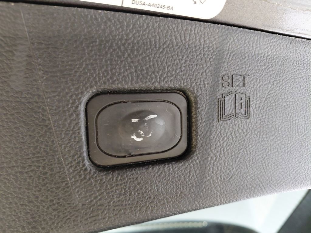 Certified 2019 Ford Edge SEL w/ Equipment Group 201A image 41