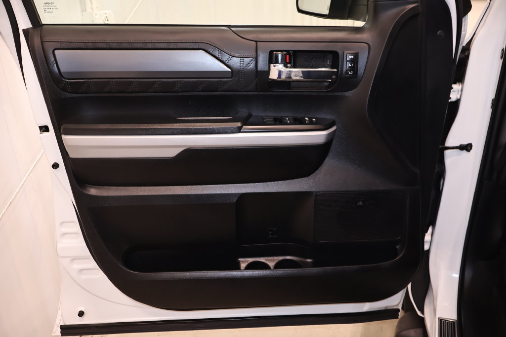 Used 2021 Toyota Tundra Platinum AWD/4WD image 11