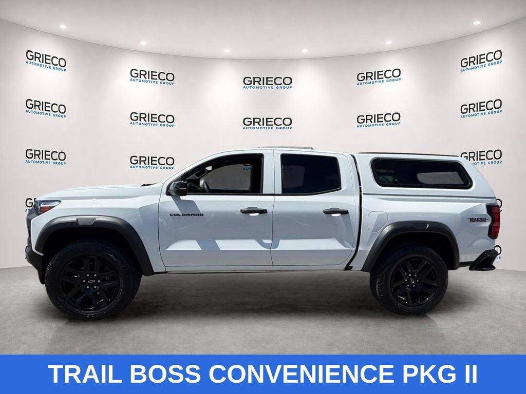 Used 2024 Chevrolet Colorado Trail Boss w/ Technology Package AWD/4WD image 4