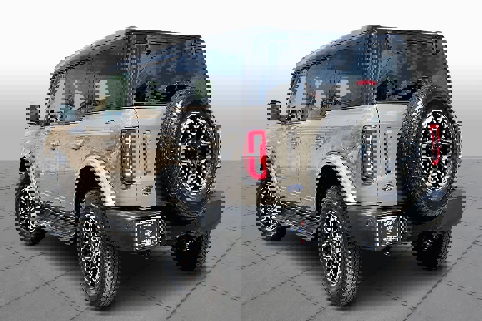 Certified 2025 Ford Bronco Outer Banks image 4