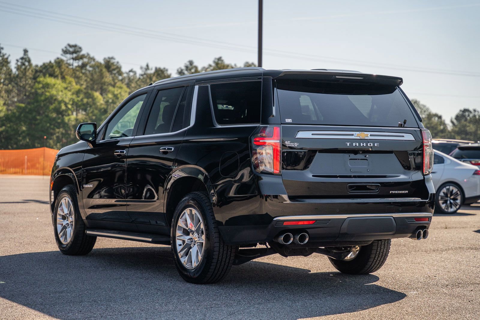 Used 2024 Chevrolet Tahoe Premier image 3