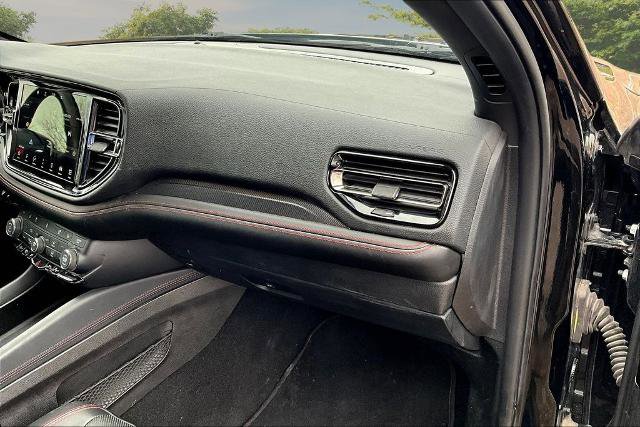 Used 2023 Dodge Durango GT AWD/4WD image 16