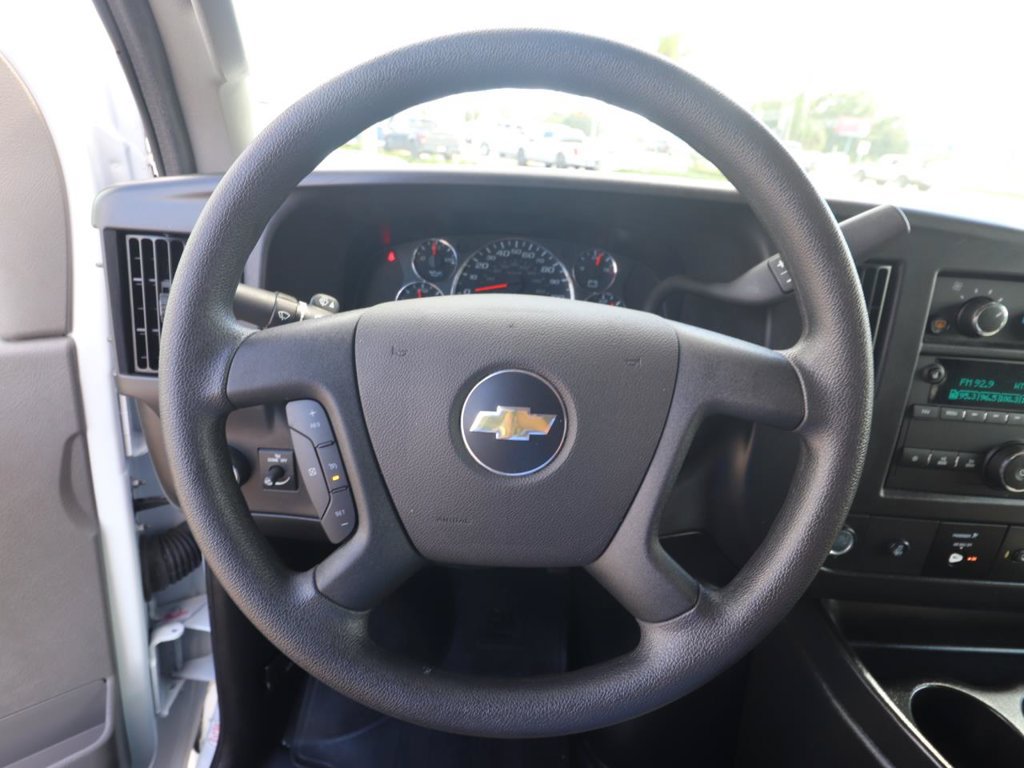 Used 2025 Chevrolet Express 3500 LT w/ LT Preferred Equipment Group RWD image 21