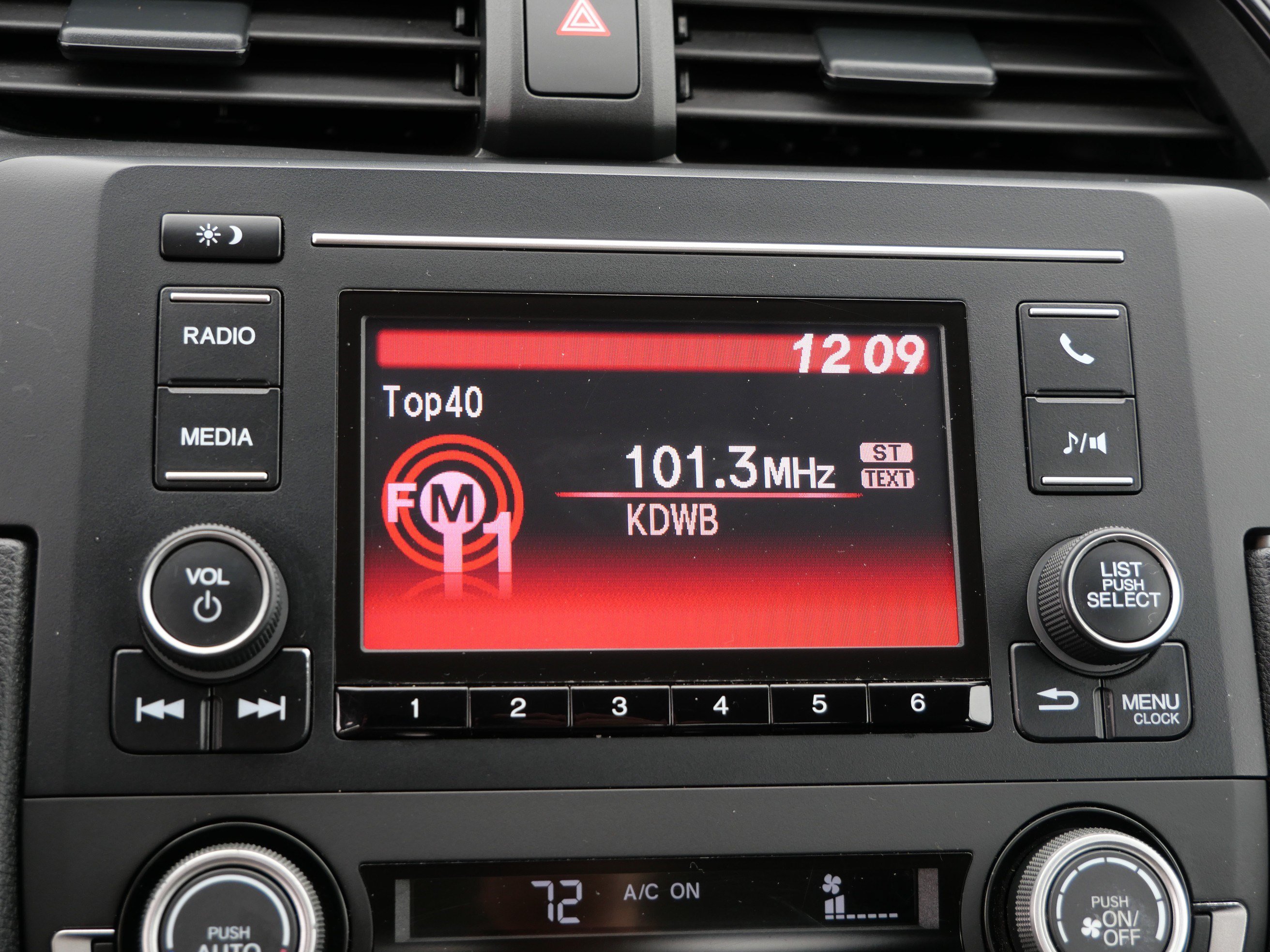 Used 2018 Honda Civic LX image 22