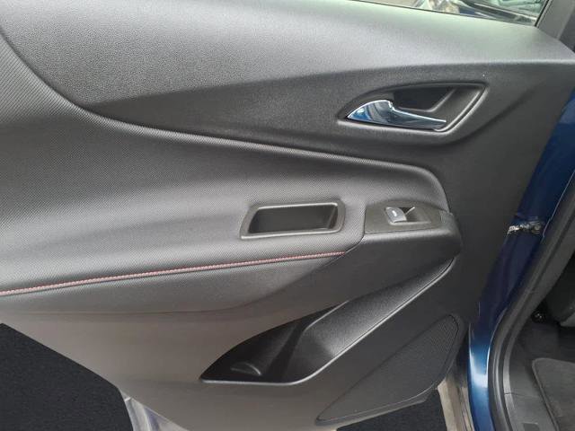 Used 2023 Chevrolet Equinox RS w/ RS Leather Package image 18