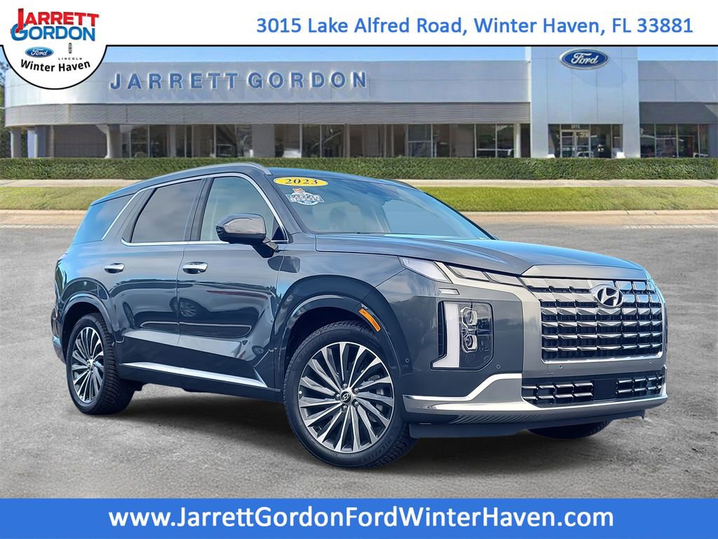 Used 2023 Hyundai Palisade Calligraphy image 1