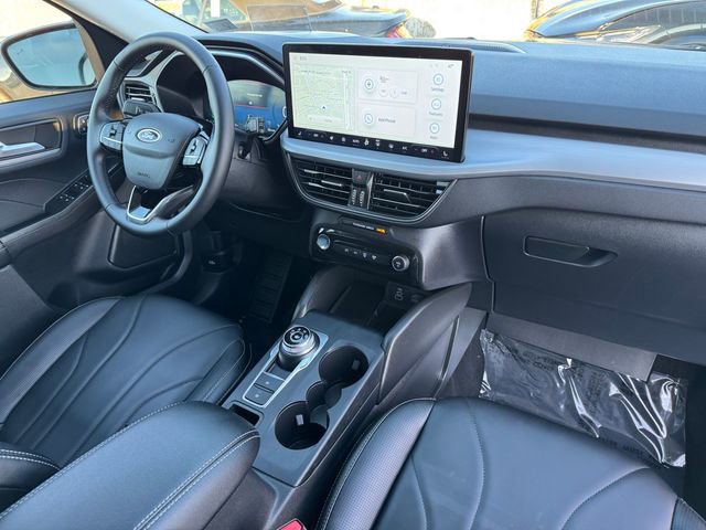 Certified 2025 Ford Escape SE w/ PHEV Premium Package image 20