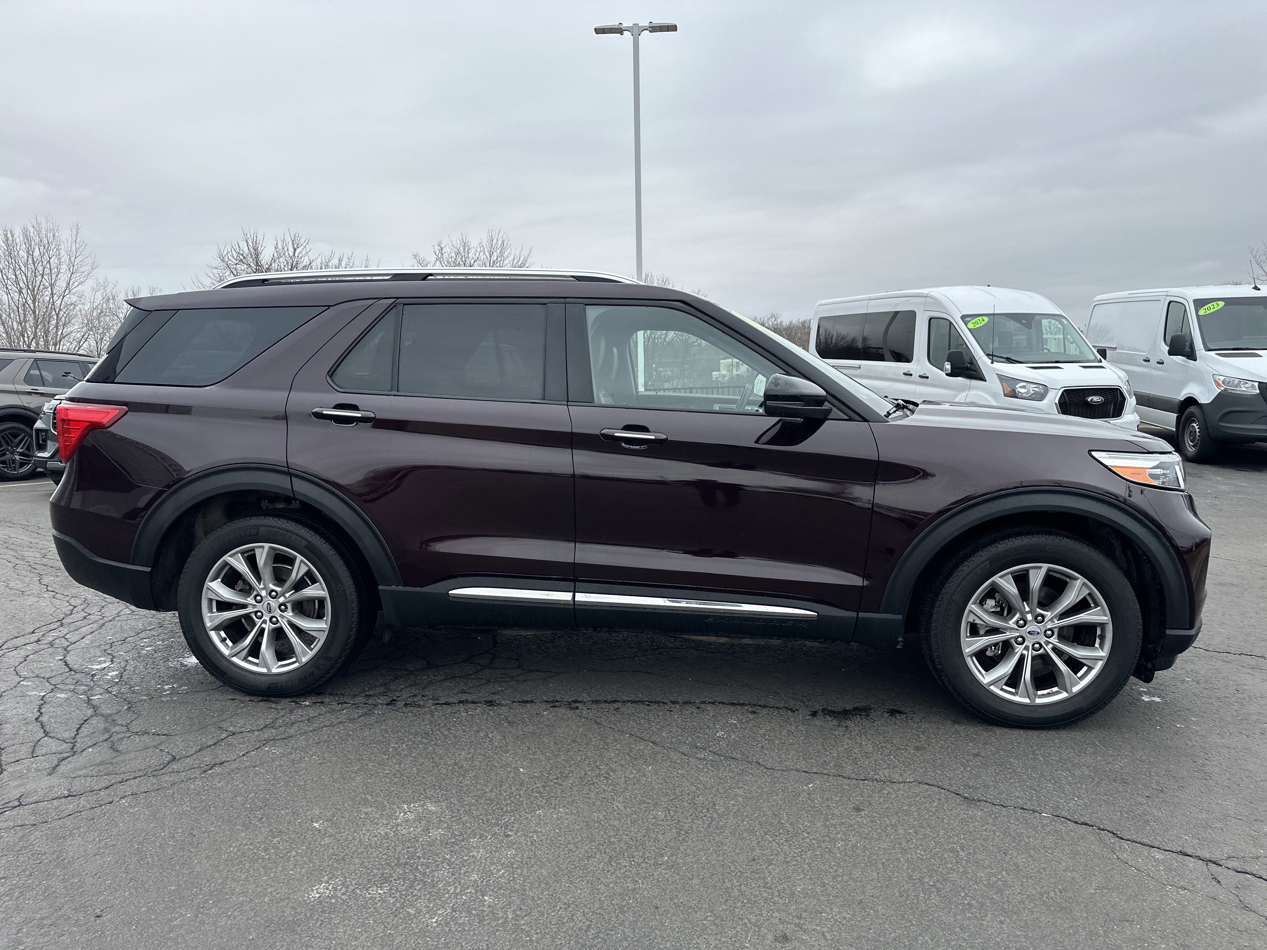 Certified 2023 Ford Explorer Limited w/ Limited Technology Package image 2