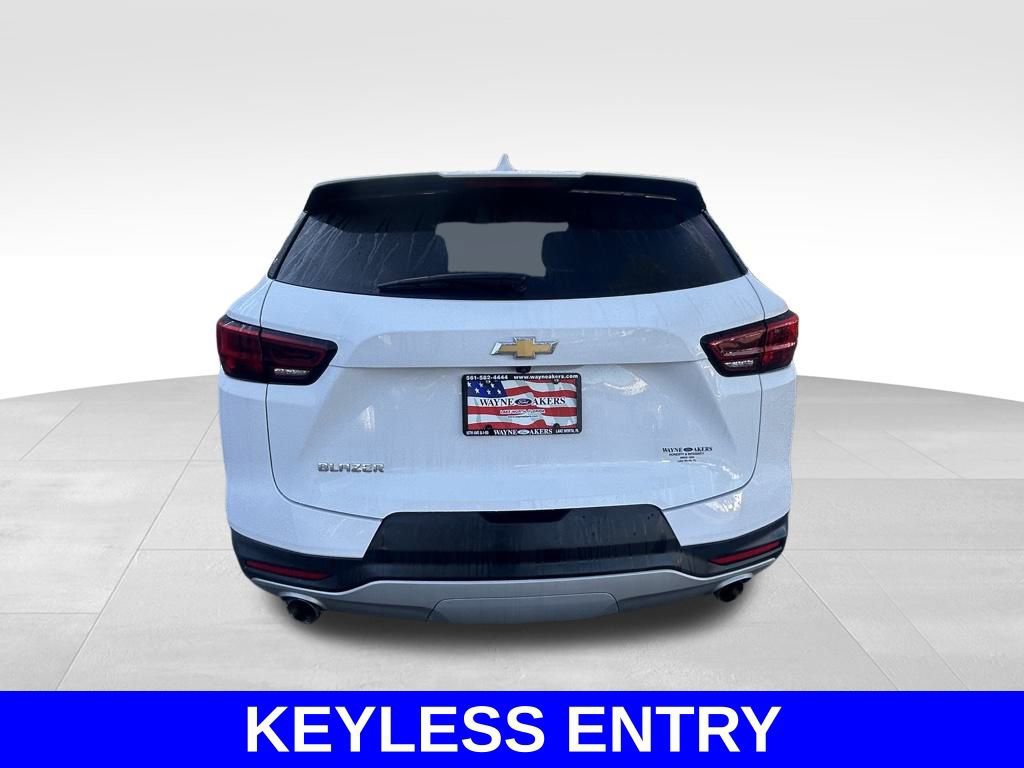 Used 2024 Chevrolet Blazer LT image 4