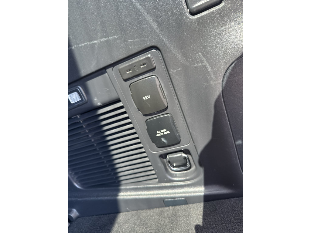 Certified 2025 Ford Expedition Platinum AWD/4WD image 24