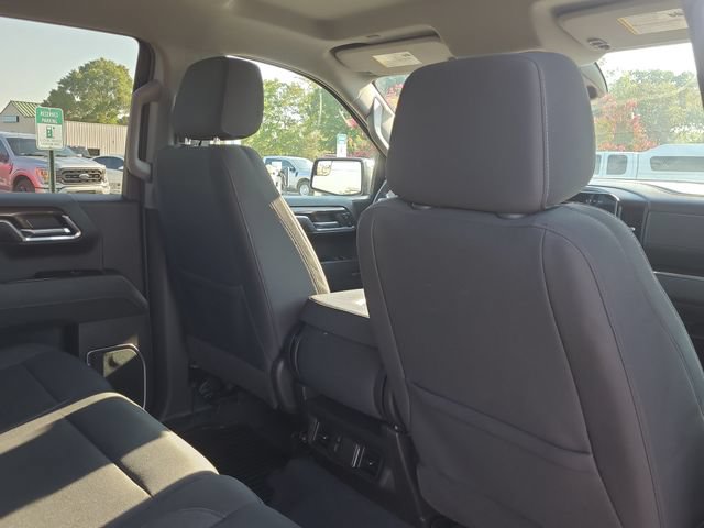 Used 2023 Chevrolet Silverado 1500 LT AWD/4WD image 15