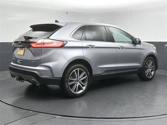 Certified 2022 Ford Edge Titanium w/ Class II Trailer Tow Package image 13