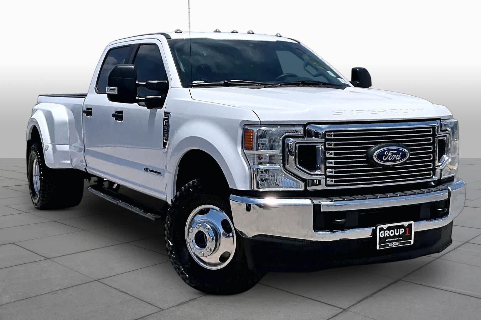 Certified 2020 Ford F350 XL w/ STX Appearance Package AWD/4WD image 3