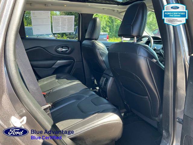 Used 2019 Jeep Cherokee Limited AWD/4WD image 21