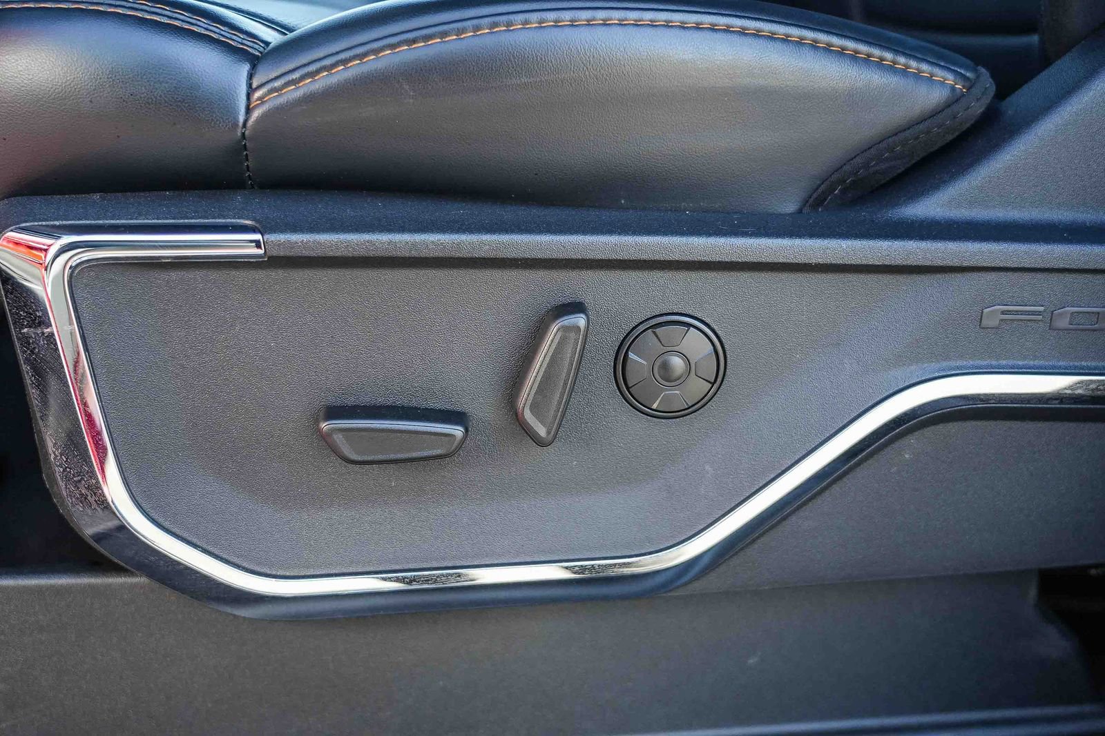 Certified 2024 Ford F250 Platinum image 21