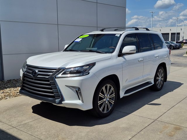 Used 2017 Lexus LX 570 4WD w/ Luxury Package image 8